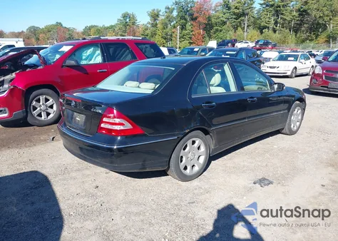 2006 Mercedes-Benz C 350 Luxury 4Matic из США, поврежденный, VIN WDBRF87H86F752663